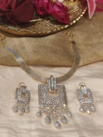 Lustrous Droplet Froal Pendant CZ Golden Chain Necklace